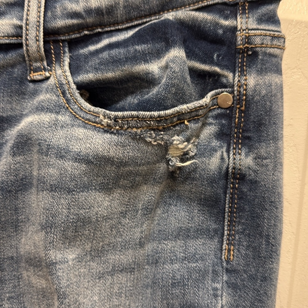 Judy Blue Boyfriend Fit Distressed 7/28. Good as new. - Picture 3 of 11